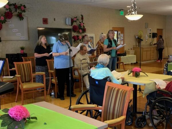 The Hamiltonians had a sing along with the residents.